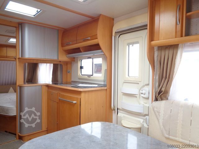 Wohnwagen LMC Lord Ambassador 520 RHD *Mover*Vorzelt*ALDE*