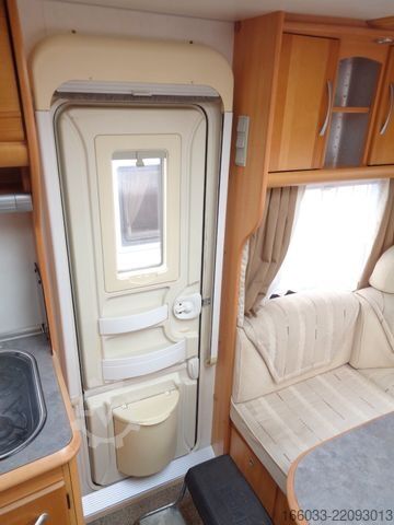 Wohnwagen LMC Lord Ambassador 520 RHD *Mover*Vorzelt*ALDE*