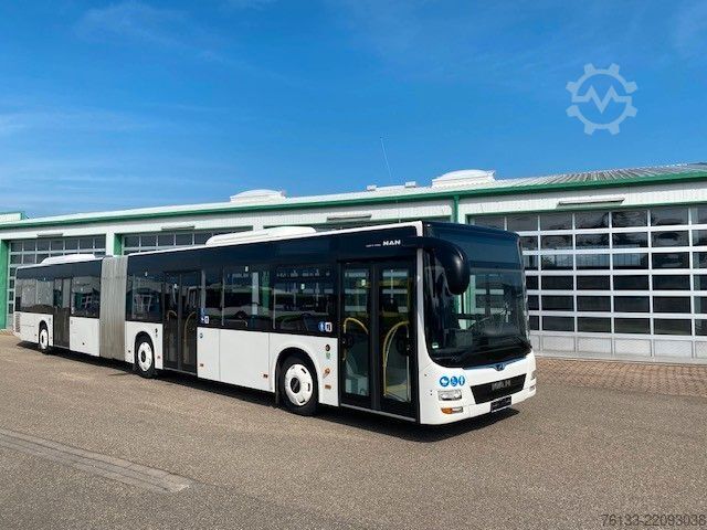 Gelenkbus MAN 2 x Lions City A23