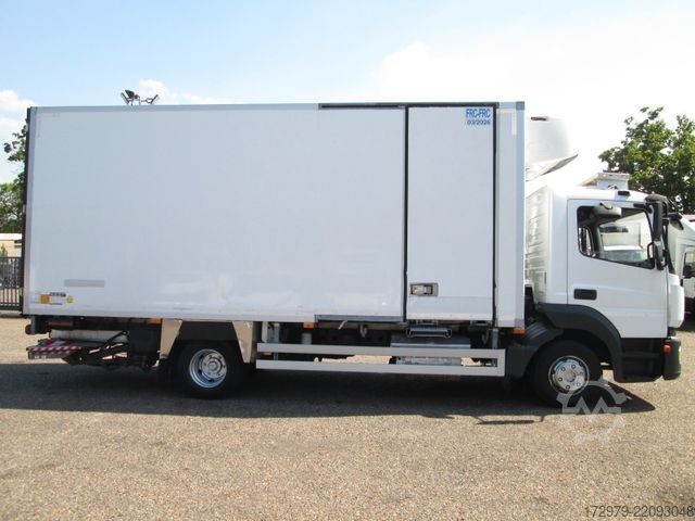 Caminhão frigorífico MERCEDES-BENZ Atego 1021*2xCarrier Kühlkoffer 5.72m*LBW*