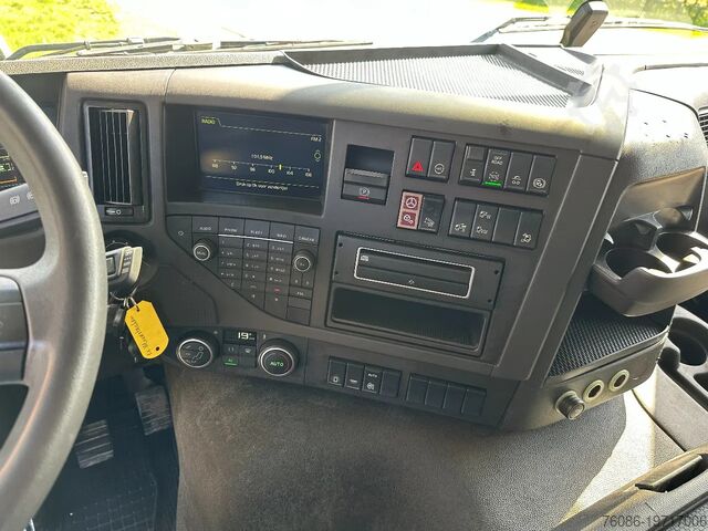 Jeřábové vozidlo Volvo FM 400 !!RIJPLATEN AUTO!!10x4!!BESTUURBAAR VANA...