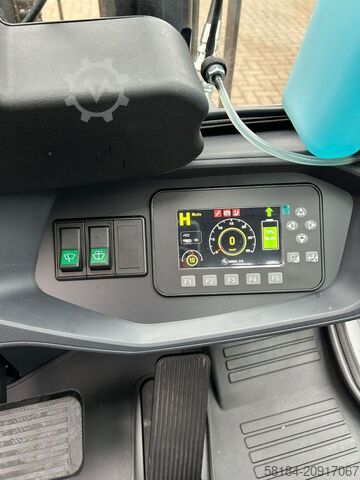 Elektro 4 Rad-Stapler Bobcat B25NS