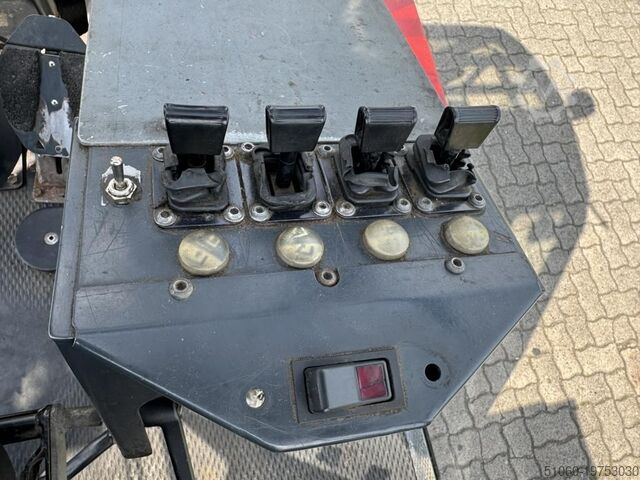 Elektrische vorkheftruck met 4 wielen Kalmar ECF80-1100