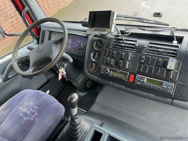 Camión cisterna de vacío Mercedes-Benz 1828 4x4 Atego Saugwagen 11.000ltr.