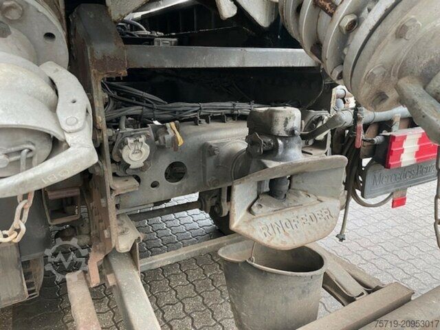 Camión cisterna de vacío Mercedes-Benz 1828 4x4 Atego Saugwagen 11.000ltr.