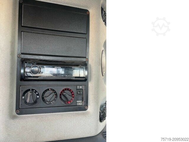 Furgoneta personalizada Schmidt Compact 200 Kleinkehrmaschine Euro6