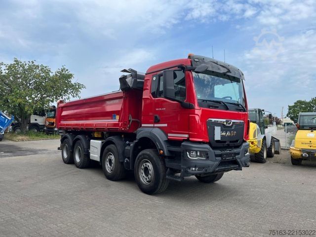Three-sided tipper truck MAN TG-S 35.440 8x4 BB 4-Achs Kipper Bordmatik