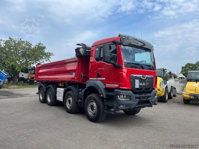 Tipper truck MAN TG-S 35.440 8x4 BB 4-Achs Kipper Bordmatik