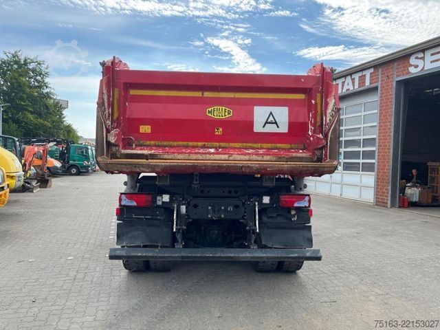Tipper truck MAN TG-S 35.440 8x4 BB 4-Achs Kipper Bordmatik