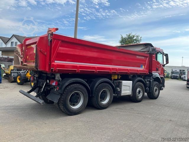 Tipper truck MAN TG-S 35.440 8x4 BB 4-Achs Kipper Bordmatik