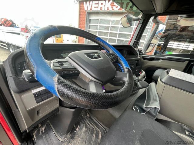 Tipper truck MAN TG-S 35.440 8x4 BB 4-Achs Kipper Bordmatik