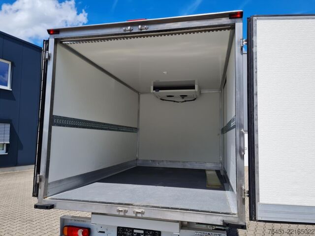 Kylskåpsbil Renault Master 3.5t Kühlkoffer CARRIER STAND/FAHRKÜHLUNG