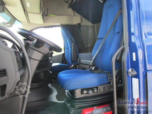 Volymdragbil Volvo FH 460 Globetrotter XL / XLow / I-Park Cool