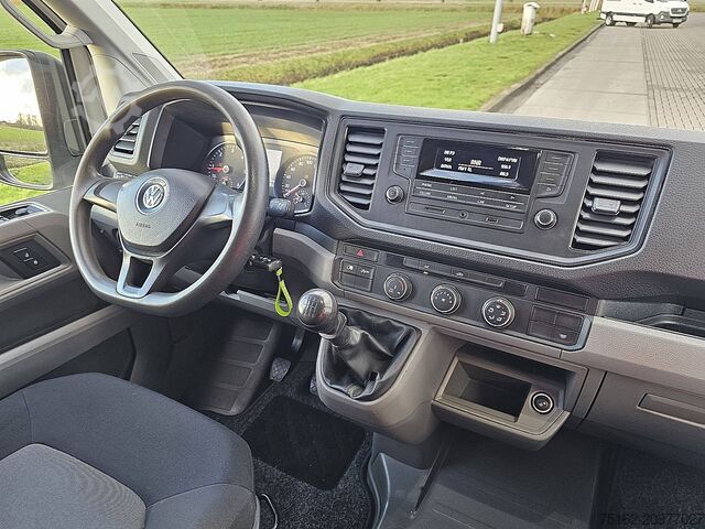 Kombi s vysokou střechou VOLKSWAGEN CRAFTER 30 2.0 TDI 102 L2H1