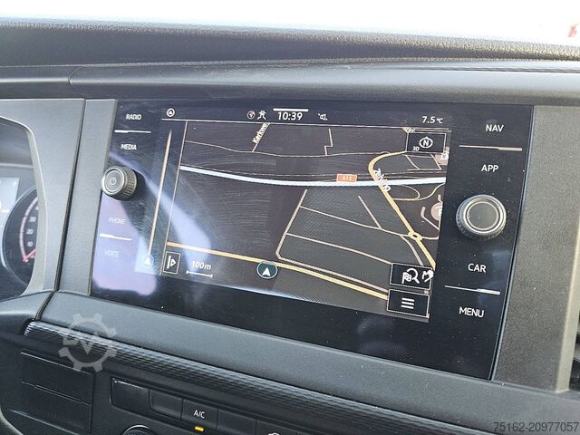 Kombi s vysokou střechou VOLKSWAGEN TRANSPORTER 2.0 TDI T6.1 L2H1 150Pk AC!