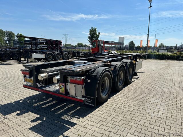 Transport av containrar LAG N/A 20FT/30FT ADR Chassis / BPW DRUM / ADR (EXI...