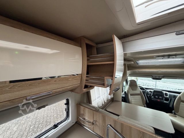 Polointegrovaný obytný vůz GIOTTILINE Therry T37