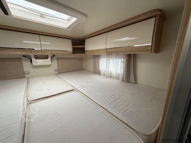 Polointegrovaný obytný vůz GIOTTILINE Therry T37