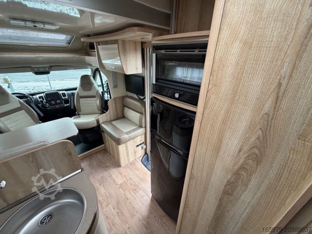 Polointegrovaný obytný vůz GIOTTILINE Therry T37