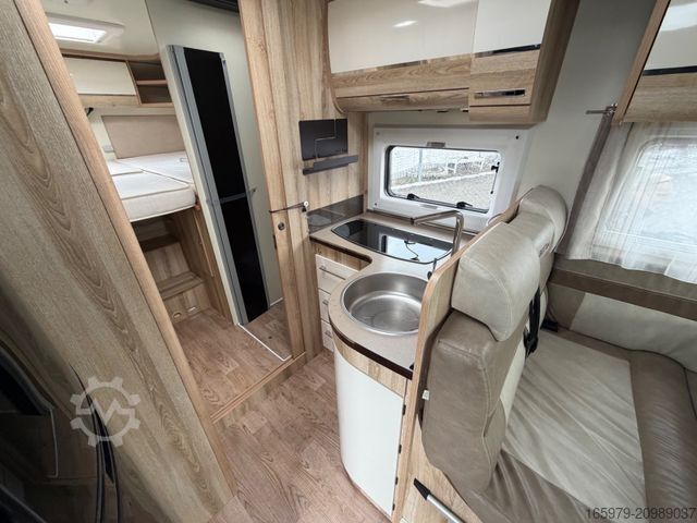 Polointegrovaný obytný vůz GIOTTILINE Therry T37