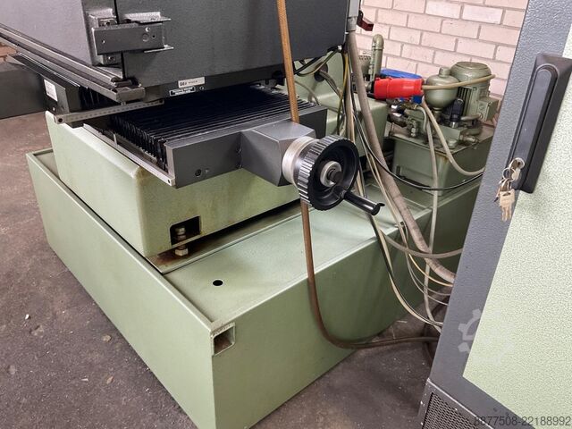 Sänkerosionsmaskin (EDM) AEG-ELOTHERM ELBOMAT