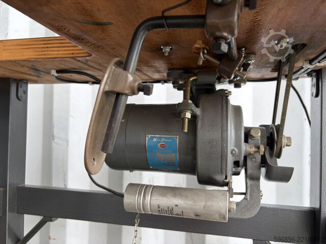 PFAFF 28-9 Máquina de costura para couro, braço cilíndrico, 380V PFAFF 28-9 Maszyna do szycia skóry ramię cylindryczne 380V PFAFF 28-9 Maszyna do szycia skóry ramię cylindryczne 380V