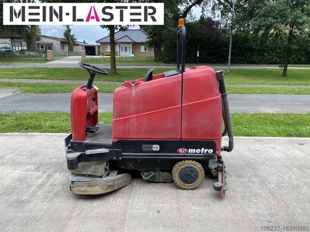 Veegmachine RCM Metro 1303 N Scheuersaugmaschine /3x Teller