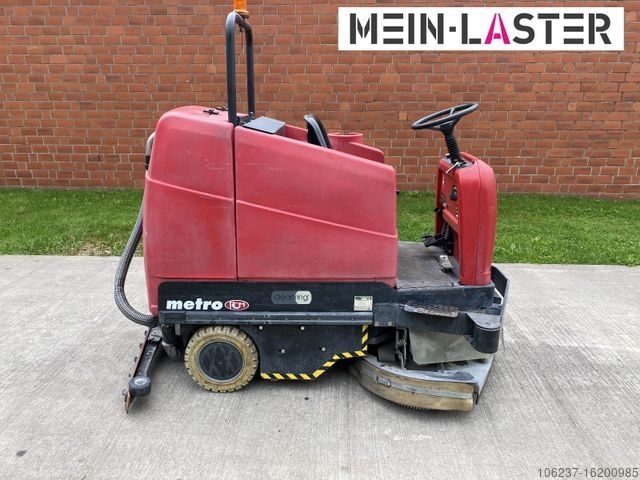 Veegmachine RCM Metro 1303 N Scheuersaugmaschine /3x Teller