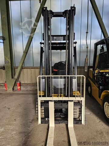 Diesel Forklift Yale GDP3.0N