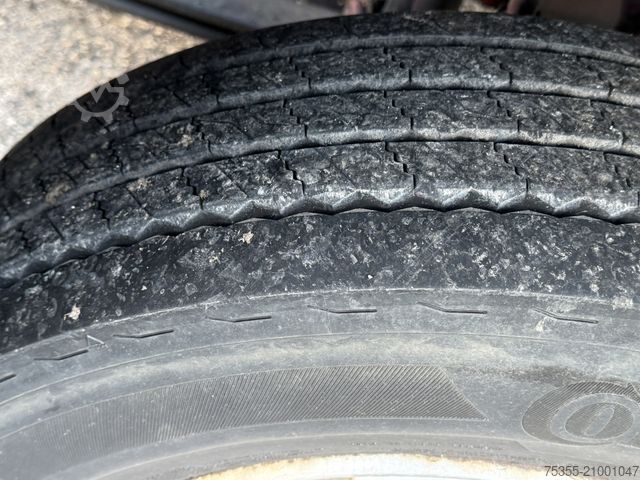 Podwozie furgonu MERCEDES-BENZ 814 Orig. 269.454km 8,45m Boot Boat Transporter