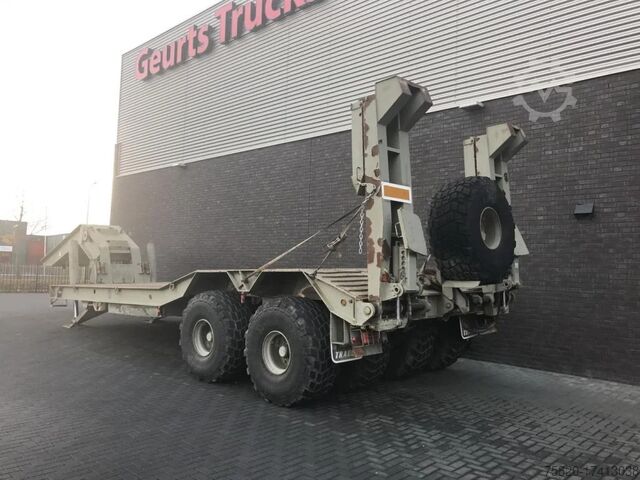 Semi-dieplader Trabosa 2 AXEL HEAVY DUTY LOWLOADER TANK TRANSPORT