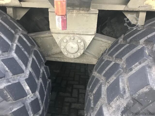 Semi-dieplader Trabosa 2 AXEL HEAVY DUTY LOWLOADER TANK TRANSPORT