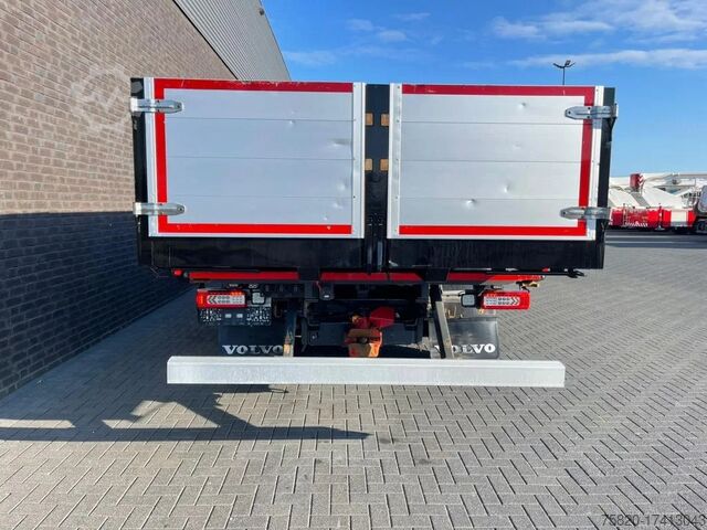 Crane truck Volvo FM 500 8X4 TRIDEM + PALFINGER PK 27001-EH G KRA...