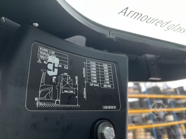 Schubmaststapler Linde R14-01