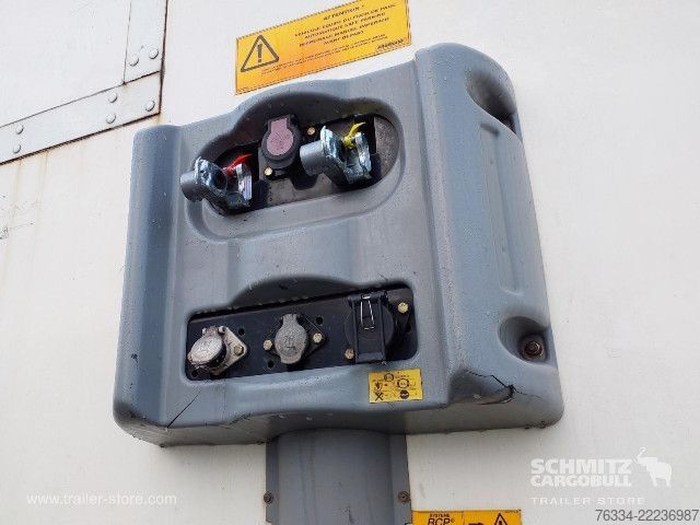 Gesloten oplegger Fruehauf Semitrailer Dryfreight Standard Porte relevante