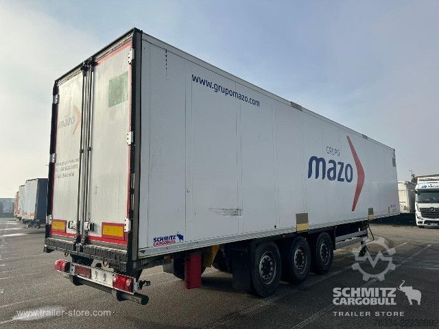 Koeloplegger Schmitz Cargobull Semitrailer Reefer Standard
