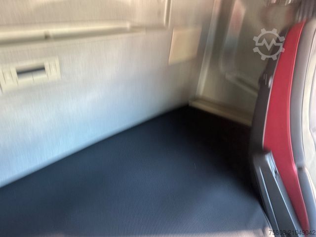 Standard trækkerunit VOLVO FH460 Kompressor Welgro ACC Xenon