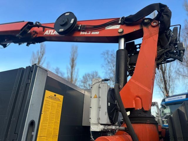 Lastbilmonteret kran MERCEDES-BENZ Antos 2646 Baustoff Atlas 206.3 Lift/Lenk AHK