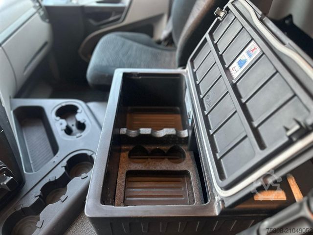 Lastbilmonteret kran MERCEDES-BENZ Antos 2646 Baustoff Atlas 206.3 Lift/Lenk AHK