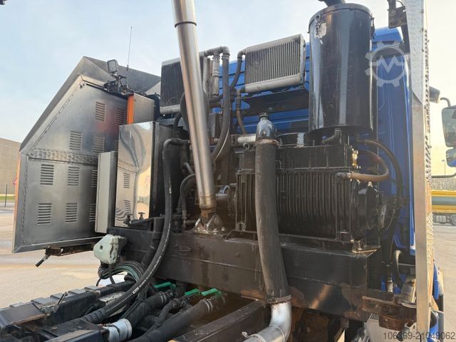 Vacuümtankwagen MAN TGA 26.400 6x4 MORO 13.700 l. ADR Edelstahl