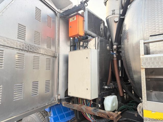 Vacuümtankwagen MAN TGA 26.400 6x4 MORO 13.700 l. ADR Edelstahl