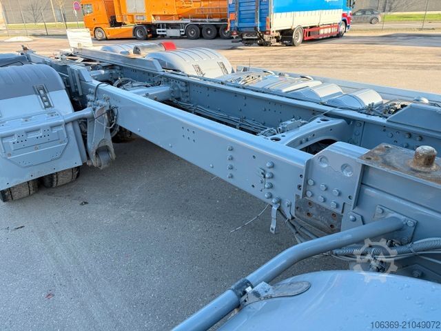 Lastbilchassis SCANIA R490 8x2*6 HNB ADR Chassis Euro 6