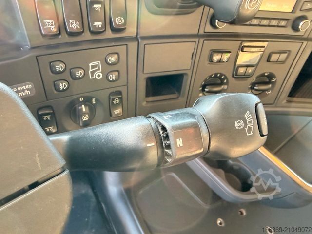 Lastbilchassis SCANIA R490 8x2*6 HNB ADR Chassis Euro 6