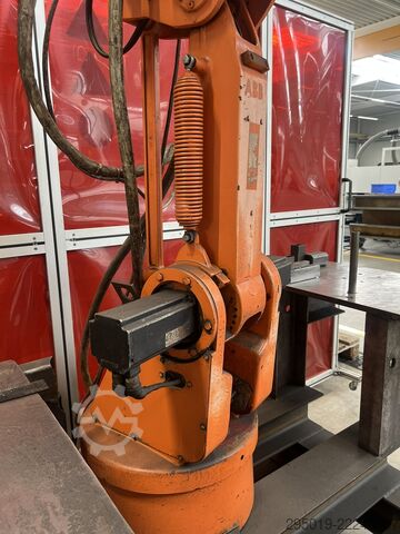 Industrieroboter ABB IRB 1500 - defekt ABB Robotics Typ IRB 1500 mit S3-Steuerung