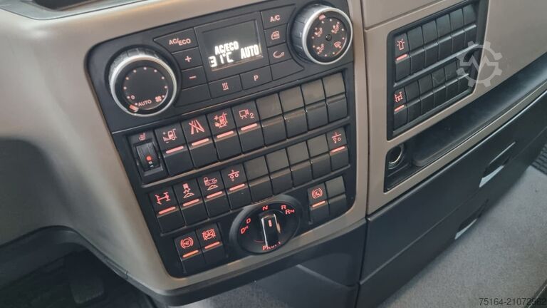 Standard SZM MAN TGX 18.500 BLS 4x2