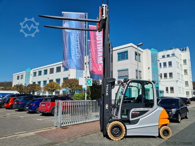 Elektrikli 4 tekerlekli forklift Still RX 60-50 Triplex 4700