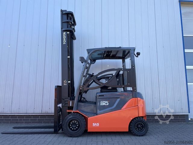 Electric 4-wheel forklift Toyota 8FBMKT30 - AKKU 91%