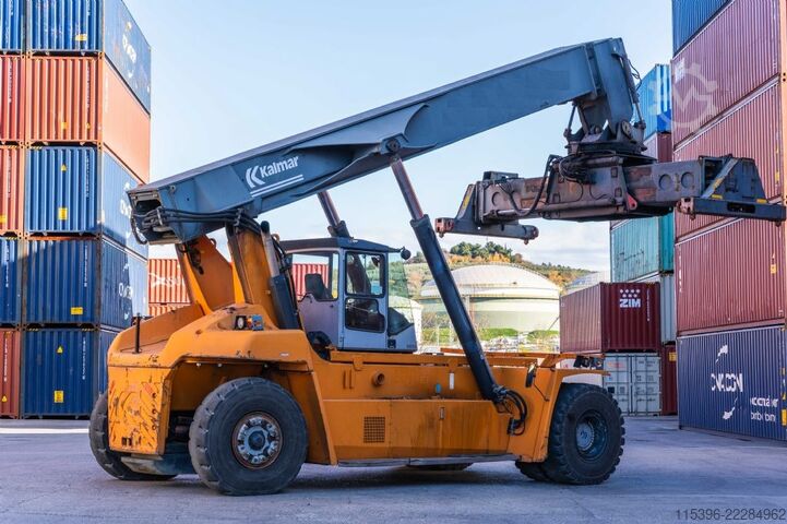 Full container reachstacker Kalmar DRF450-60S5