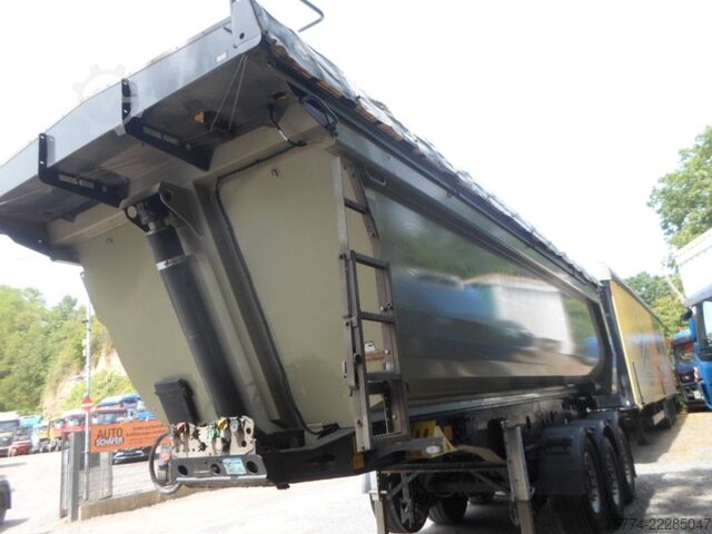 Standaard trekker VOLVO FH 500/X Track/ 4x4/Meiller Mulde 30 m3