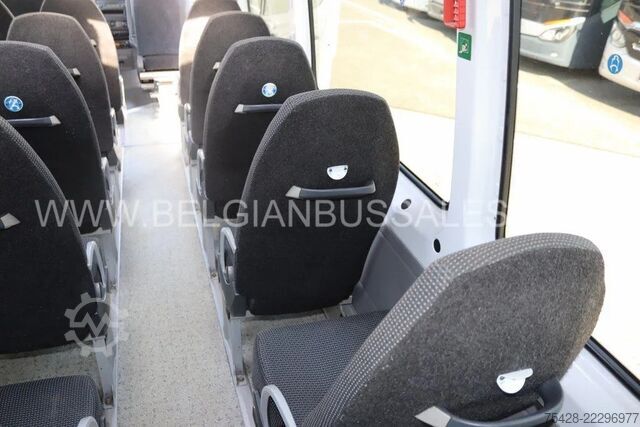 Miniautocarro Mercedes-Benz Sprinter / Transfer / Manual gearbox